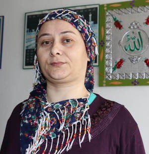 Eşini bıçaklayan kadın ölünce doktorlara dava açtı