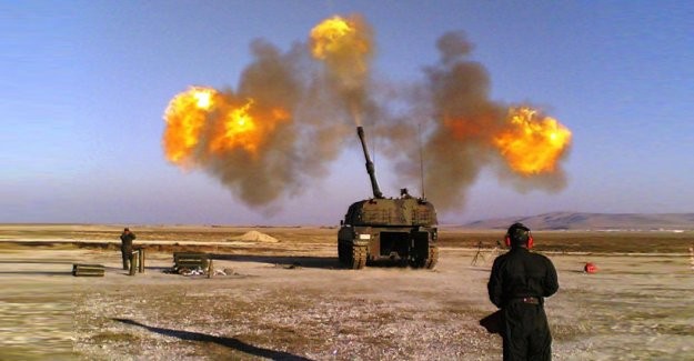 Türkiye, Suriye'deki YPG mevzilerini bombaladı