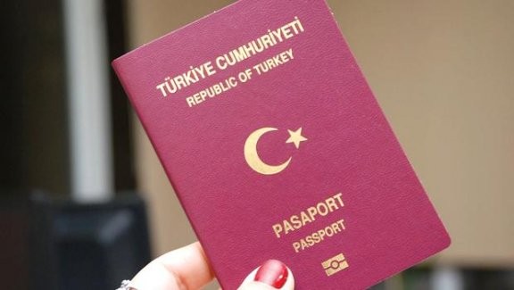 Pasaportlar yine değişecek