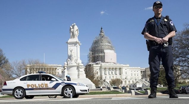 Beyaz Saray'da silah sesleri