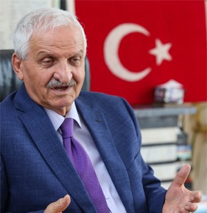 Sungurlu: 'Türkiye'ye dine imana karışmayan yeni bir sosyal demokrat parti lazım'