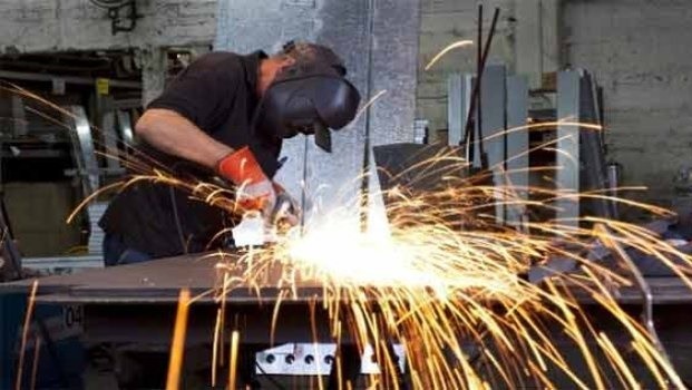 40 meslekte belgesi olmayanlar çalışamayacak