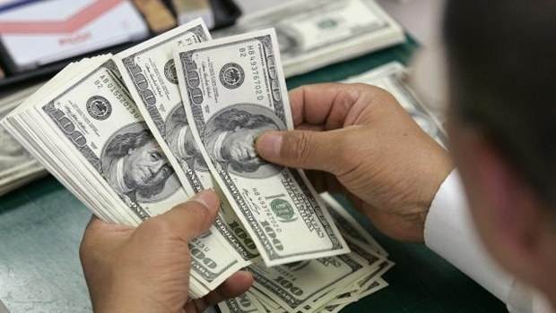 Dolar beş haftanın zirvesinde, borsa ekside