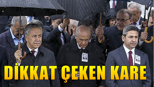 Törende dikkat çeken kare