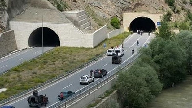 Gümüşhane'de tünel çıkışında hain tuzak