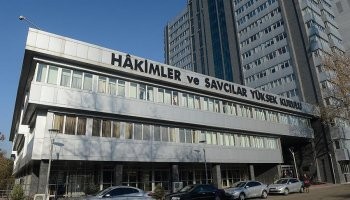 HSYK 5 Üyesinin Üyeliğini DÜŞÜRDÜ