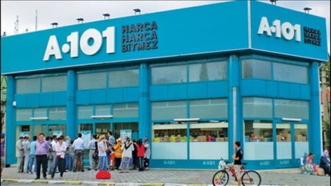 Parakende devi A101'e operasyon