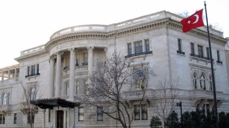 Paris Büyükelçiliğimize PKK saldırısı