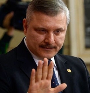 AKP kapımı aşındırdı 'vekil ol' diye