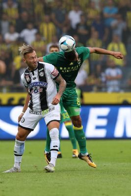 Fenerbahçe tur kapısını araladı