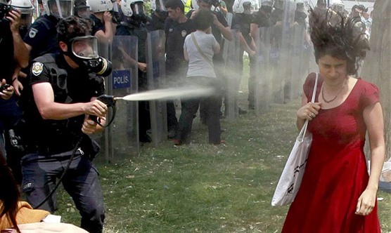 Polis gazı kanser etti