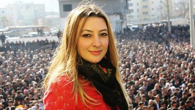 27 yaşında rekor oyla başkan