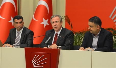 CHP, Ankara için YSK'ya başvurdu