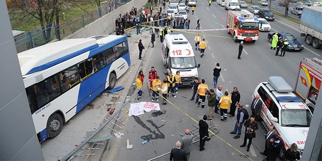 Ankara'da feci otobüs kazası