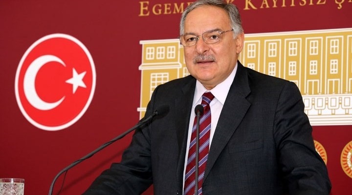 'Yüzüne tükürülecek kişi bellidir'