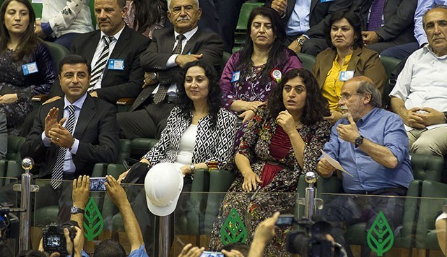 HDP eş başkanları seşildi