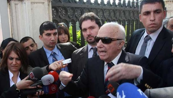 Doğan'a tepki: Susturun şu adamı