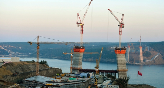 Üçüncü köprü yolunda çalışma durdu