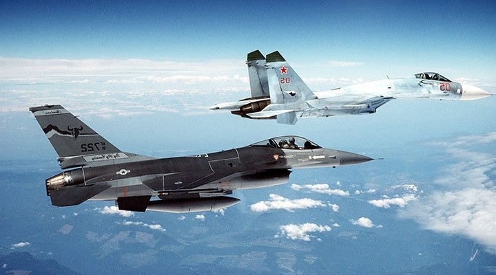 Rus jetleri Irak'a semalarında