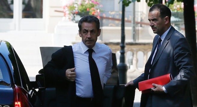 Sarkozy gözaltına alındı