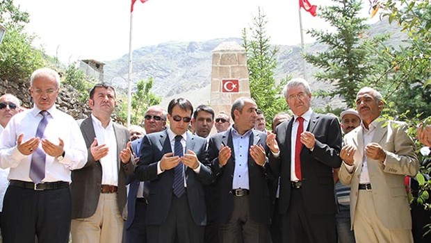 Başbağlar şehitlerine hüzünlü anma