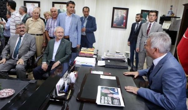 'Silahlarını da Erdoğan veriyor'