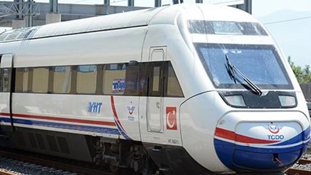 İlk günde YHT arıza yaptı