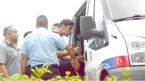 İhsanoğlu için 'sakıncalı aday' broşürü!