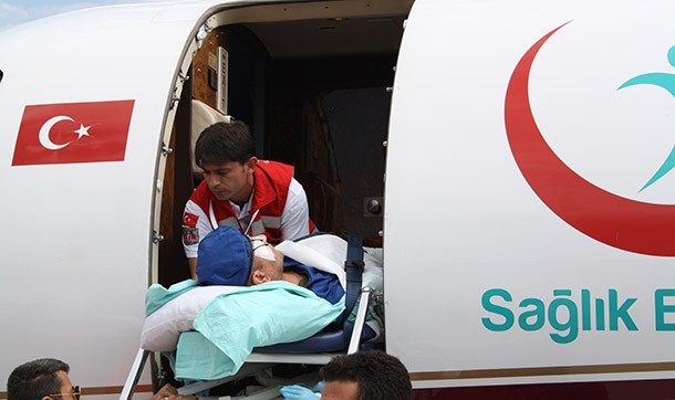 3 Yaralı Gazimiz Azerbaycan'dan Türkiye'ye getirildi