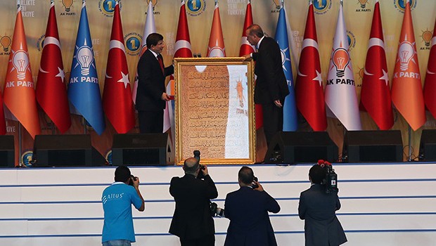 Erdoğan'a sürpriz şiir