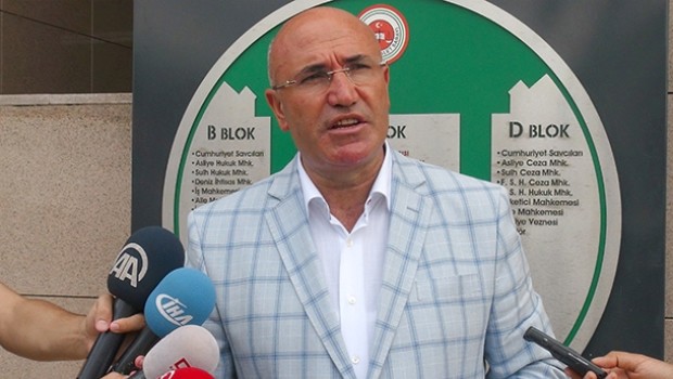 Kapatılan yolsuzluk dosyasına itiraz etti