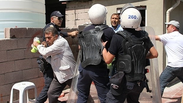 Van'da polis 109 kişiyi gözaltına aldı