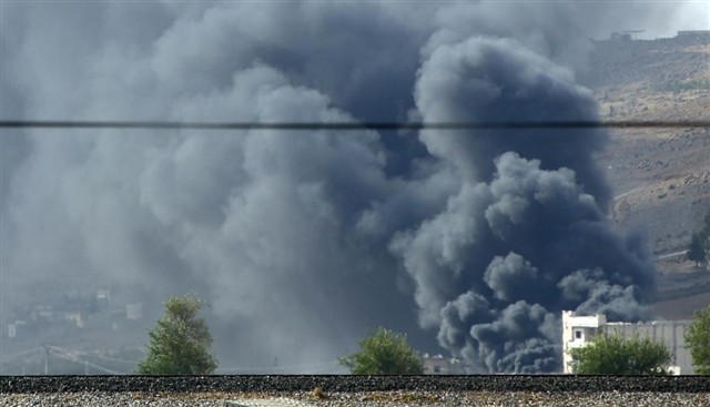 IŞİD Kobani'ye ilerliyor