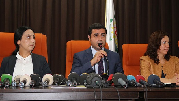 2 bin TIR'dan fazla silah gitti oraya