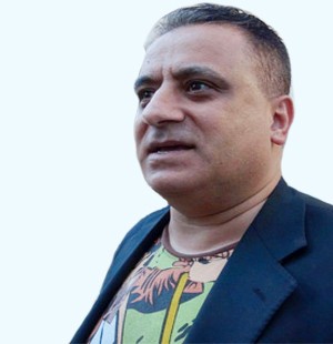 Ankaralı Namık Erol Köse'yi tokatladı