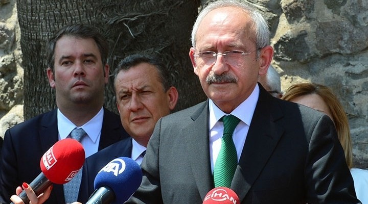 Türkiye, dikta yönetimine gidiyor