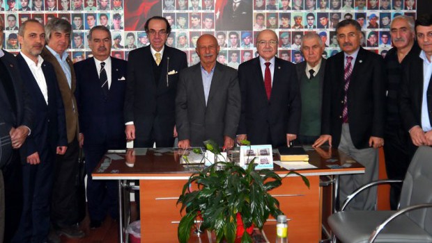 Merkez Parti'den anlamlı ziyaret