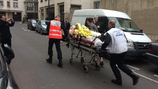 Mizah Dergisine saldırdı 11 ölü