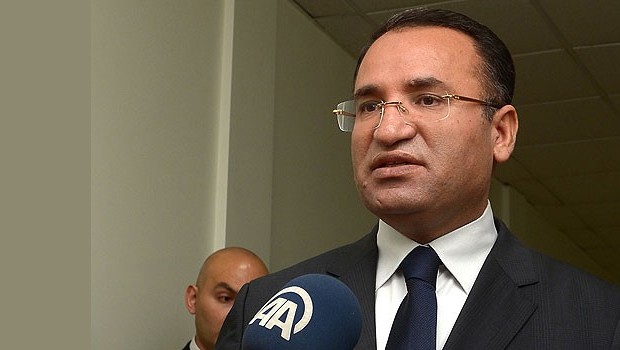Bekir Bozdağ toplantıyı terk etti