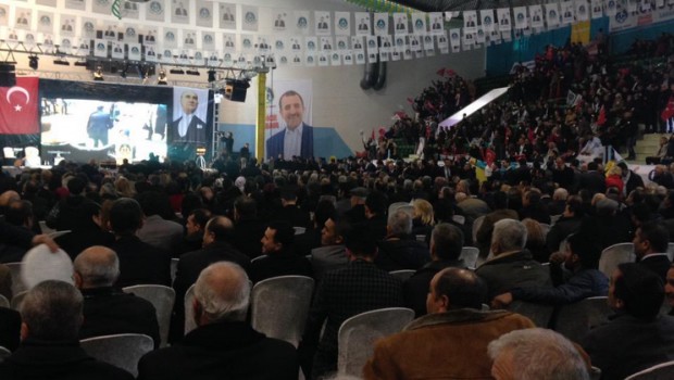 10 bin kişi Merkez Parti Katıldı