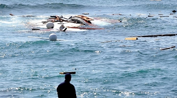 Akdeniz'de yine göçmen teknesi battı