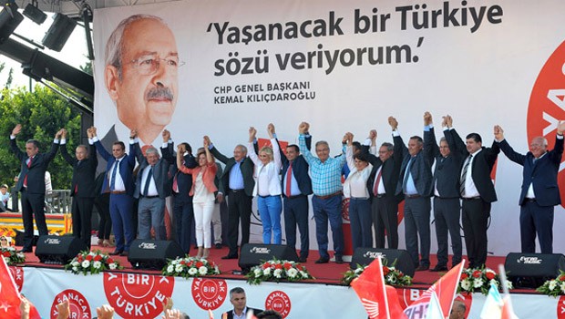 Kaçak Saray'a para var, Emekliye yok