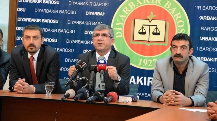 Cumhurbaşkanı suç işliyor