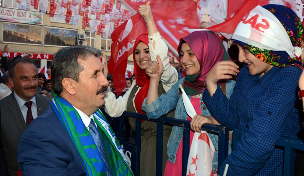 AKP'ye verilen her oy HDP'ye gidiyor