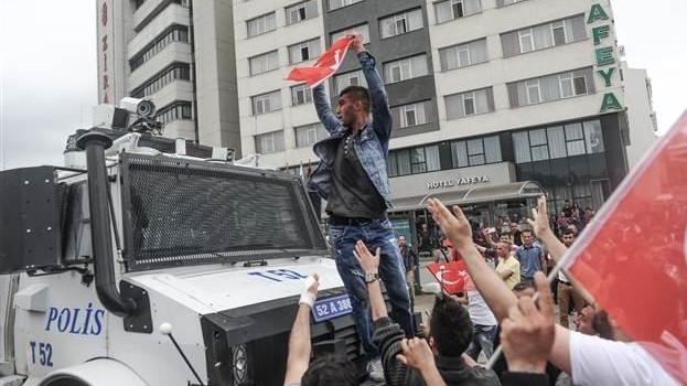 HDP mitingindei arbede