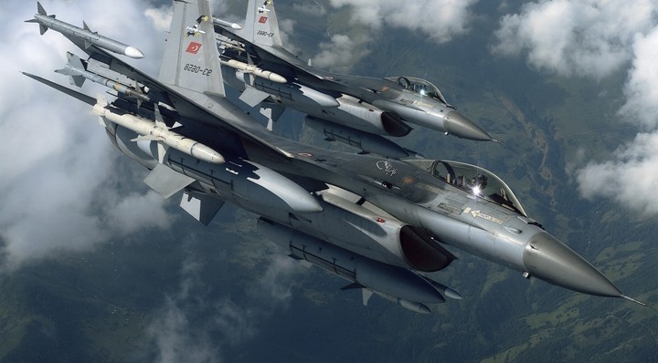 Türk F-16'lar sınırda