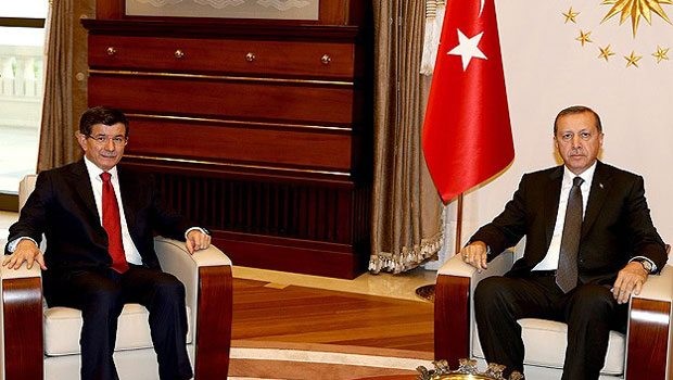 Erdoğan görevi Davutoğlu'na verdi
