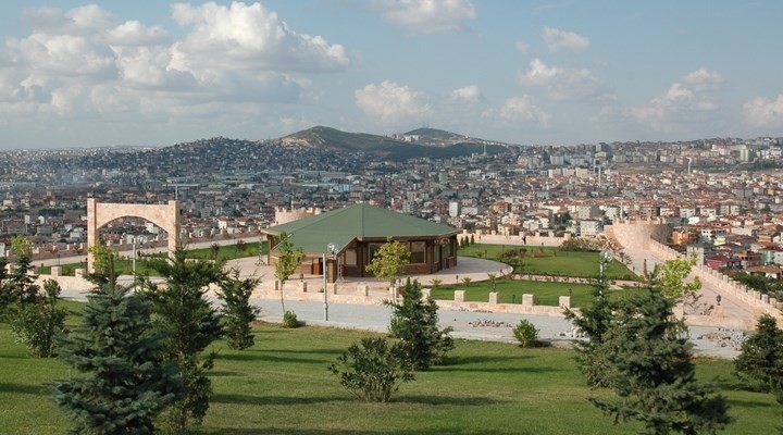 Seçmen sayısında tuhaf artış