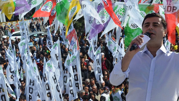 Demirtaş,  'Erdoğan Issız adam'