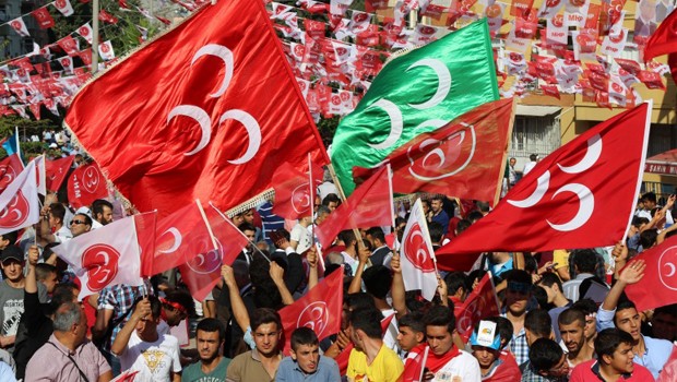 MHP İzmir'de ard arda 7 istifa